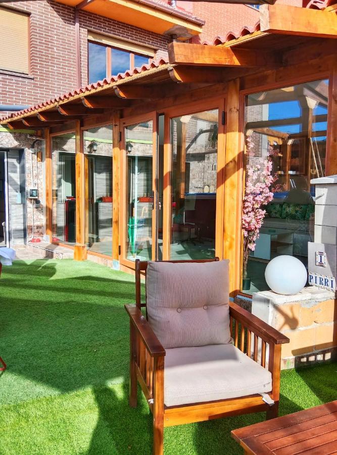 Casa Julian Villa ซิสเตียร์นา ภายนอก รูปภาพ